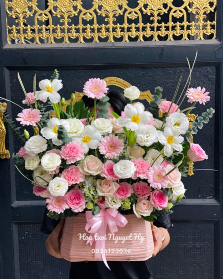 Gio Hoa Tulip Nhap Khau.JPG.jpg